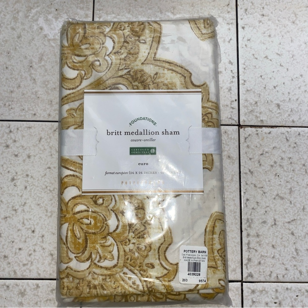 Pottery barn Euro sham BRITT MEDALLION NWT